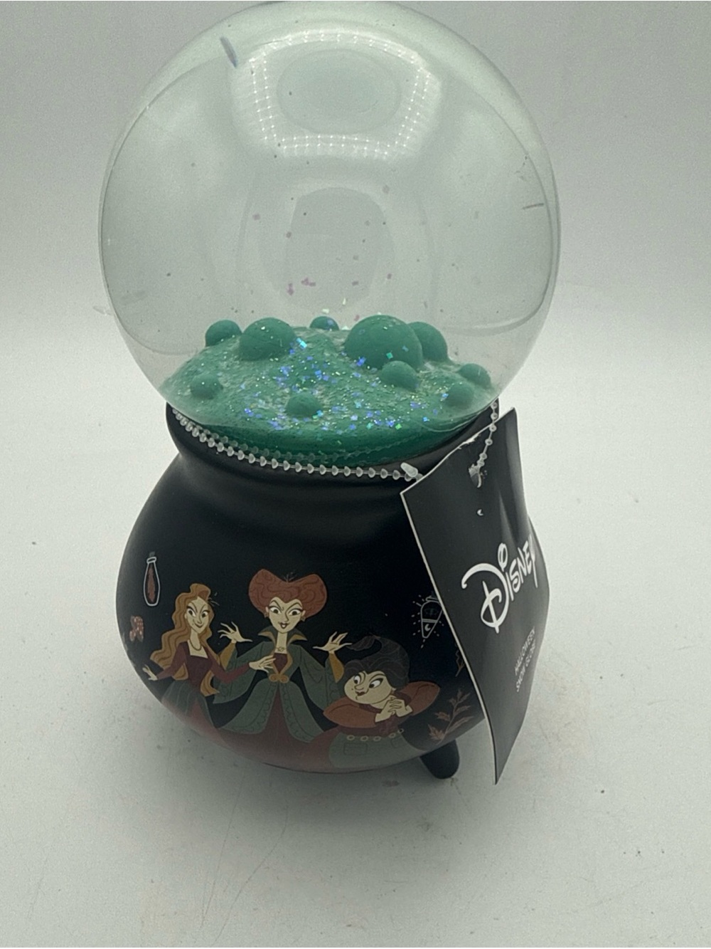 Disney Kohls Halloween Hocus Pocus Cauldron put a spell on you Snow Globe NWT